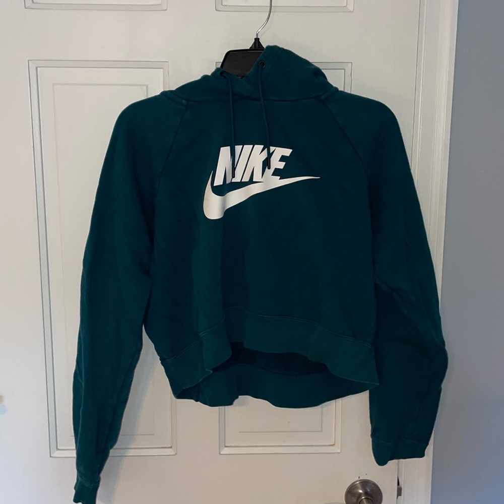 Nike sweatshirt